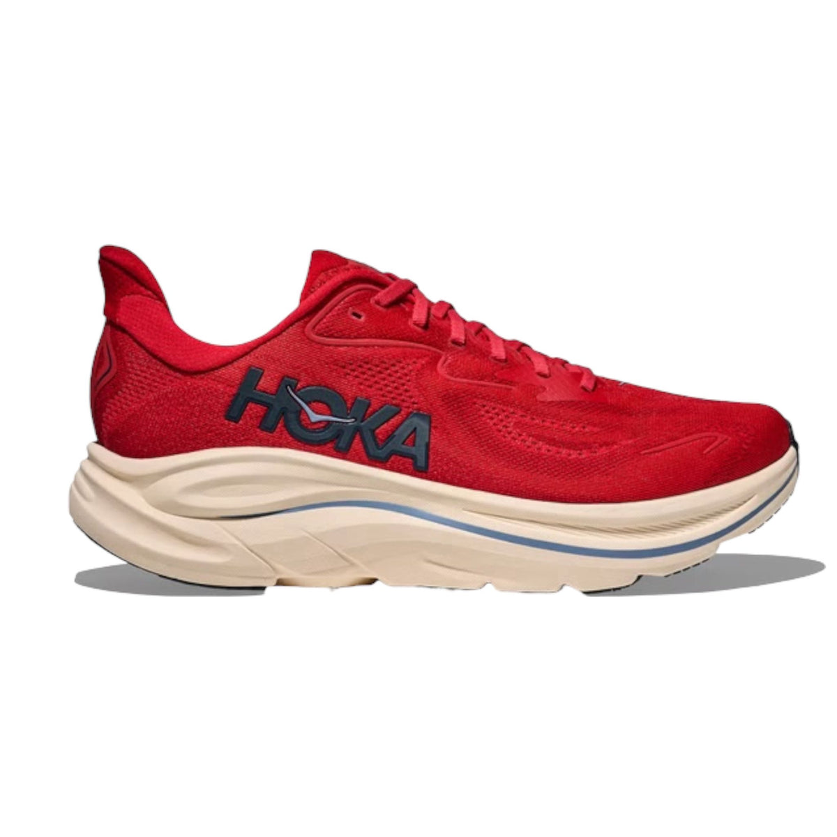 Basket Next Pair Aero à semelle épaisse, coloris rouge vif, vue de trois quarts